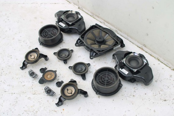 AUDI A8 GŁOŚNIKI NAGŁOŚNIENIE BOSE 4H0035411A 4H1035401 4H1035402 4H0035297 4H1035481A 4H0035402 4H0035397 4H0035399B 4H0035399C