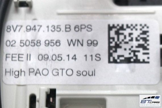 AUDI TT CABRIO LAMPKA PODSUFITKI 8V7947135B Kolor 6PS czarny soul 8V7 947 135 B 8S led oświetlenie kabiny 8V7947135B 8S7
