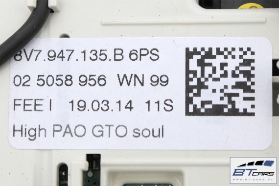 AUDI TT CABRIO LAMPKA PODSUFITKI 8V7947135B Kolor 6PS czarny soul 8V7 947 135 B 8S led oświetlenie kabiny 8V7947135B 8S7