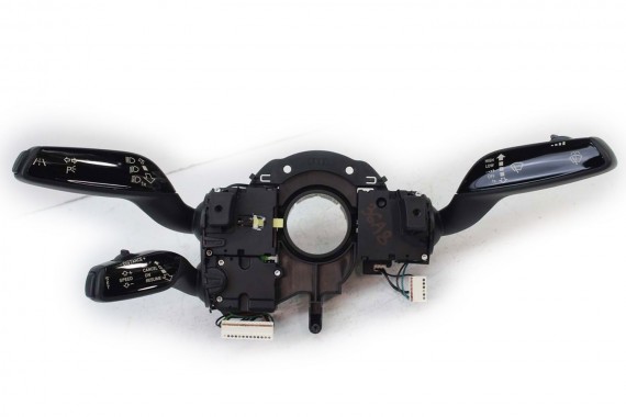 AUDI A8 MANETKI KIEROWNICY...