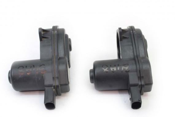 AUDI A6 A7 A8 ZACISK...