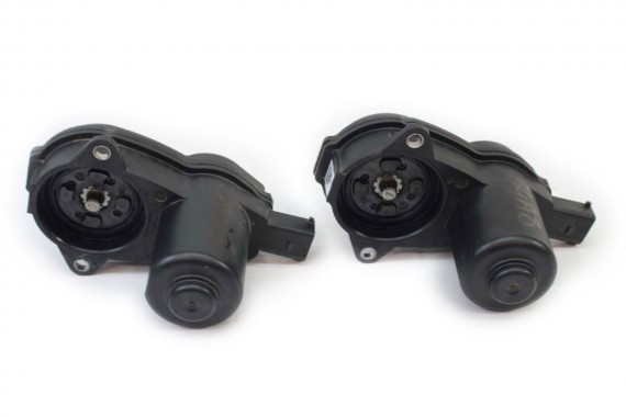 AUDI A6 A7 A8 ZACISK...