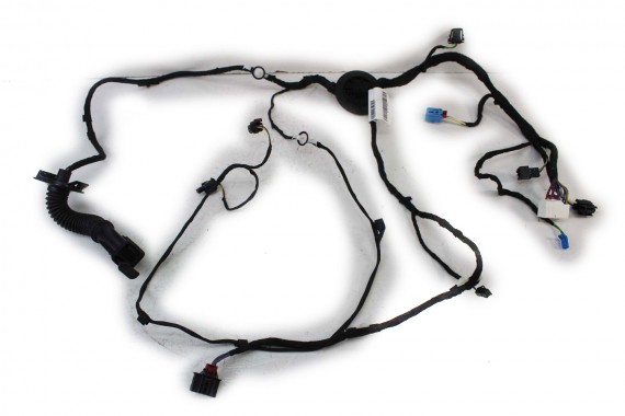 AUDI E-TRON WIĄZKA...