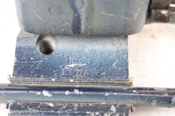 VW GOLF 6 CABRIO EOS ZAWIASY ZAWIAS DRZWI 1Q0831411A 1Q0831412A 1Q0831411 1Q0831412 1Q0831411A 1Q0831412A 1Q0831411 1Q0831412 1Q