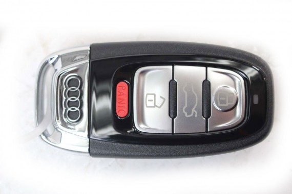 AUDI A6 A7 A8 KLUCZYK PILOT...