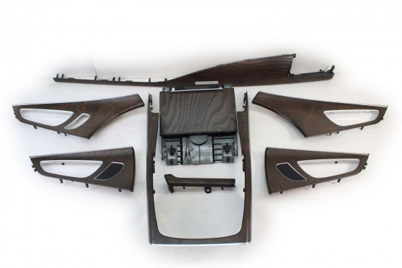 AUDI A7 LISTWY OZDOBNE...