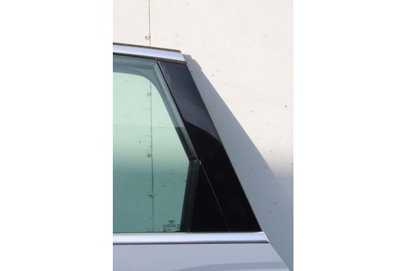 AUDI Q3 II 83A DRZWI LEWE PRZÓD + TYŁ STRONA LEWA przednie + tylne 2 sztuki 2Y2Y LS9R Gletscherweiss Biały 83A831051 83A833051