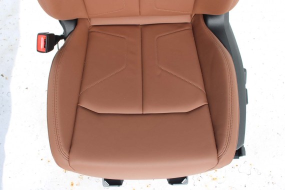 AUDI Q3 83A II FOTELE KOMPLET FOTELI siedzeń siedzenia tapicerka skóra brąz F3 N1M Leder/Kunstleder mono.pur 550-Kombination