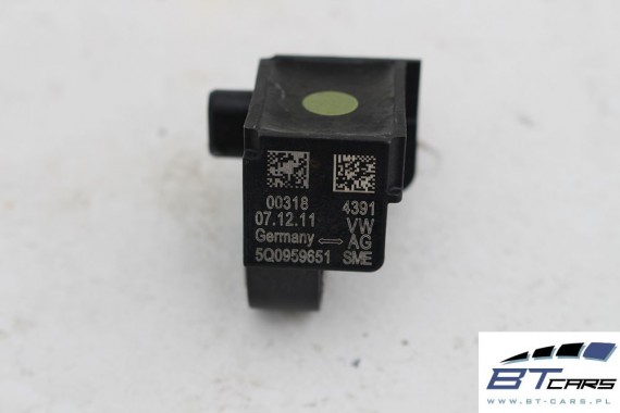 VW AUDI SKODA CZUJNIK UDERZENIOWY 5Q0959651 5Q0959651B AIR BAG zderzeniowy 5Q0 959 651 5Q0959651 5Q0959651B 5Q0959651 5Q0959651B