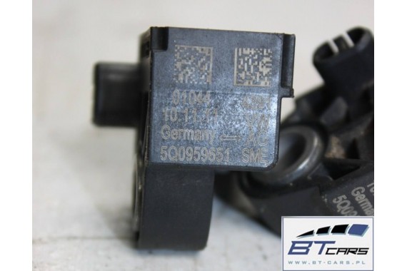VW AUDI SKODA CZUJNIK UDERZENIOWY 5Q0959651 5Q0959651B AIR BAG zderzeniowy 5Q0 959 651 5Q0959651 5Q0959651B 5Q0959651 5Q0959651B