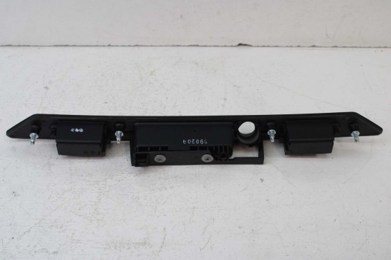 AUDI LAMPKI OŚWIETLENIE REJESTRACJI 8E0827574C 8E0 827 574 LISTWA Z LAMPKAMI TYLNEJ TABLICY REJESTRACYJNEJ 8E0827574C 8E0827574