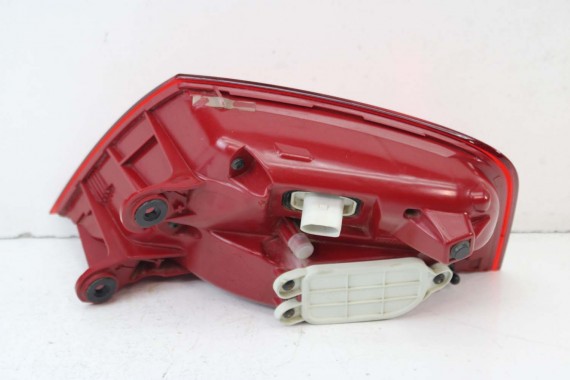 AUDI A8 LAMPY LED TYŁ 4H0945095 4H0945096 4H0945095 4H0945096 lampa tylna D4 4H0 945 093 4H0945093 4H0945094 4H0945095 4H0945096