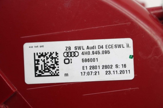 AUDI A8 LAMPA TYŁ TYLNA W BŁOTNIK 4H0945095 4H0945096 4H 4H0 945 095 błotnika EUROPA 4H0945095 4H0945096 4H0945095D 4H0945096D