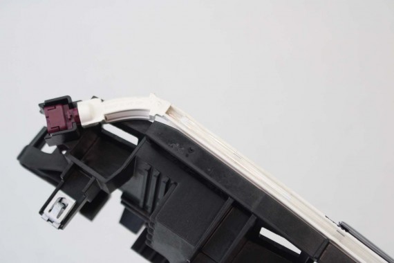 BMW X4M F98 KRATKI WLOTY POWIETRZA KONSOLI 9871599 9871604 kratka wlot nawiewu X4 G02 X3 64229871599 64229871604 9871599 9871604