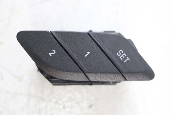 BMW 3 G20 PRZYCISKI 7937969 Przycisk pamięci ustawień fotela 61317937969 61317937969 61319388969 7937969 7937969 7937969 7937969