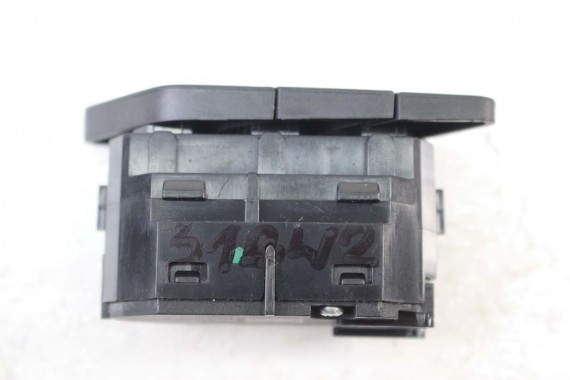 BMW 3 G20 PRZYCISKI 7937969 Przycisk pamięci ustawień fotela 61317937969 61317937969 61319388969 7937969 7937969 7937969 7937969