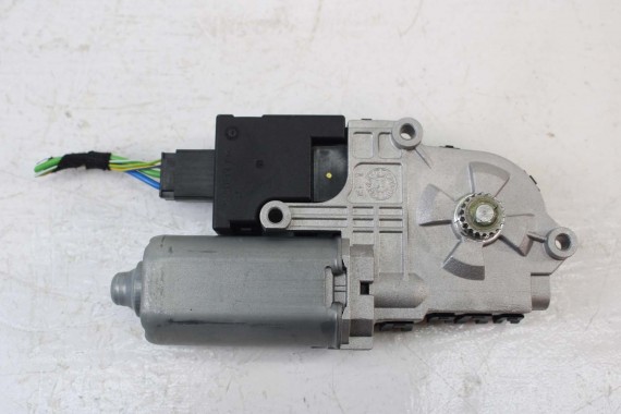 BMW 2 F46 SILNICZEK SZYBERDACHU 7383306 dachu SZKLANY PANORAMA szyber przesuwny Grand Tourer 7391782 54107391782 7383306 7391926