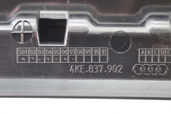 AUDI ETRON LISTWA DRZWI drzwiowa 4KE837902 4KE839904 4KE839902 4KE837901 przód przednia SŁUPEK B 4KE837901 4KE839903 4KE839901