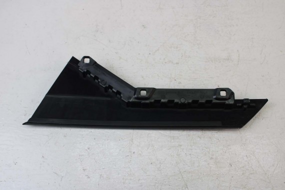 AUDI A4 8W  LISTWA DRZWI 8W0837902 8W0839902 8W0837638A drzwiowa przód przednia SŁUPEK B 8W0837902A