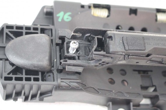 AUDI A4 8W KLAMKA DRZWI 8W0837206 TYŁ tylne przód przednie Kessy 8W0837812 8W0837240 8W0927754 8W0837205 8W1837811 8W0837239 B9