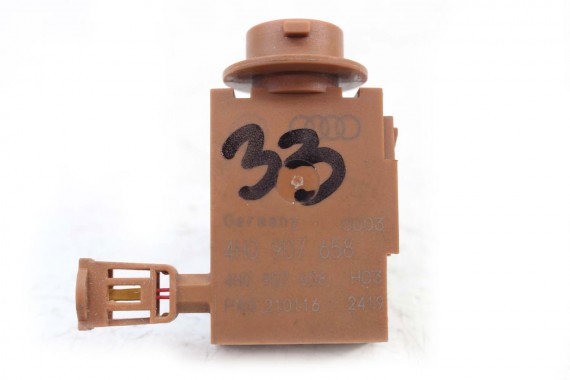 VW AUDI CZUJNIK POWIETRZA...