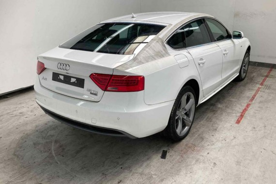 AUDI A5 SPORTBACK DRZWI PRAWE PRZÓD + TYŁ STRONA PRAWA przednie + tylne 2 sztuki 8T 8T8 T9T9 LY9C Biel Biały 8T8831052 8T8833052