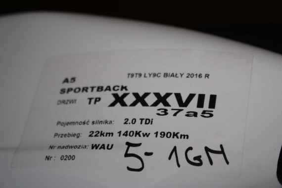AUDI A5 SPORTBACK DRZWI PRAWE PRZÓD + TYŁ STRONA PRAWA przednie + tylne 2 sztuki 8T 8T8 T9T9 LY9C Biel Biały 8T8831052 8T8833052