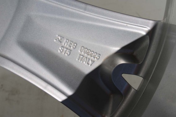 AUDI A4 A5 FELGI 19 cali OPONY KOŁA felga 8T0601025CK 8.5J*19H2 ET32 opona PIRELLI PZERO 255/35/19 96Y lato 8K B8 8T 8T0601025CK