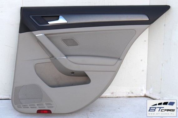 VW GOLF 7 VII BOCZEK BOCZKI DRZWI drzwiowe tapicerka 5G 5G4 KOMPLET BOCZKÓW mocca welur welurowe mokka