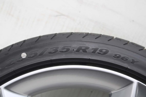 AUDI A4 A5 FELGI 19 cali OPONY KOŁA felga 8T0601025CK 8.5J*19H2 ET32 opona PIRELLI PZERO 255/35/19 96Y lato 8K B8 8T 8T0601025CK