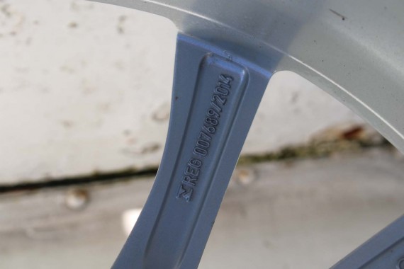 AUDI A4 A5 FELGI 18 cali OPONY KOŁA felga 8T0601025CA 8.5J*18H2 ET29 opona DUNLOP SP SPORT MAXX 245/40/18 93Y lato 8T0601025