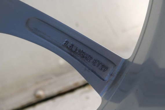 AUDI A4 A5 FELGI 18 cali OPONY KOŁA felga 8T0601025CA 8.5J*18H2 ET29 opona DUNLOP SP SPORT MAXX 245/40/18 93Y lato 8T0601025