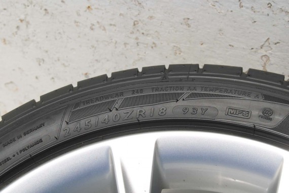 AUDI A4 A5 FELGI 18 cali OPONY KOŁA felga 8T0601025CA 8.5J*18H2 ET29 opona DUNLOP SP SPORT MAXX 245/40/18 93Y lato 8T0601025