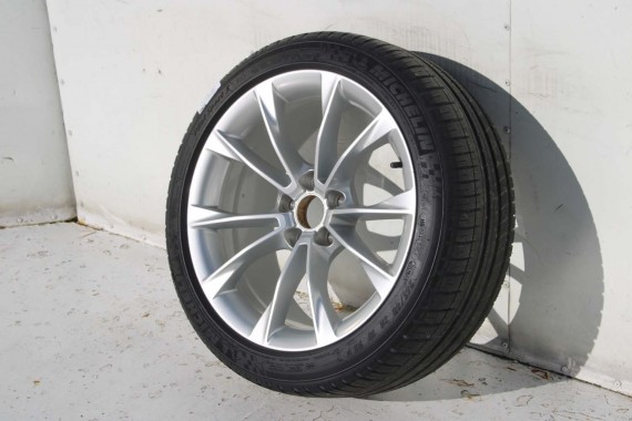AUDI A4 A5 FELGI 18 cali OPONY KOŁA felga 8T0601025CA 8.5J*18H2 ET29 opona Michelin Pilot Sport 37 245/40/18 93Y lato 8T0601025