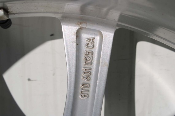 AUDI A4 A5 FELGI 18 cali OPONY KOŁA felga 8T0601025CA 8.5J*18H2 ET29 opona Michelin Pilot Sport 37 245/40/18 93Y lato 8T0601025