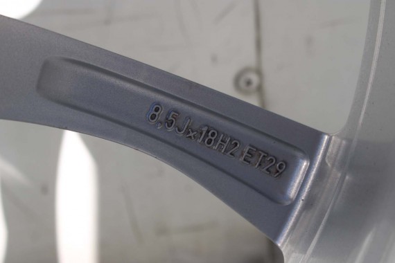 AUDI A4 A5 FELGI 18 cali OPONY KOŁA felga 8T0601025CA 8.5J*18H2 ET29 opona Michelin Pilot Sport 37 245/40/18 93Y lato 8T0601025