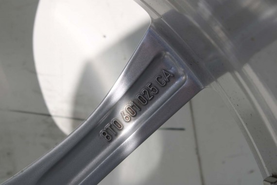 AUDI A4 A5 FELGI 18 cali OPONY KOŁA felga 8T0601025CA 8.5J*18H2 ET29 opona Michelin Pilot Sport 37 245/40/18 93Y lato 8T0601025