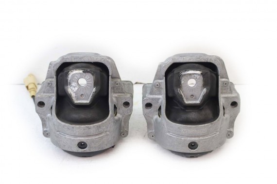 AUDI A4 A5 PODUSZKA ŁAPA...