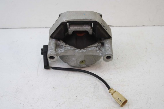 AUDI A6 PODUSZKA ŁAPA SILNIKA 4G0199381LE 4G0199381LF lewa prawa strona 2 sztuki 4G0199381H 4G0199381J 4G0199381KH 4G0199381KJ