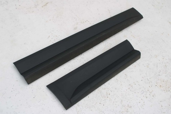 AUDI Q5 LISTWA DRZWI dolna drzwiowa 80A853970 80A853960 prawa tył tylna 80A 853 970 fy 80A853960 80A853960A 80A853970A 80A853970