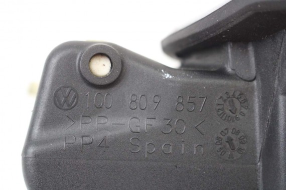 VW EOS KLAPKA WLEWU PALIWA LA7W 1Q 1Q0809857 1Q0 809 857 Kolor: LA7W A7W 8E8E 1Q0809857 1Q0809857 1Q0809857 1Q0809857 1Q0809857