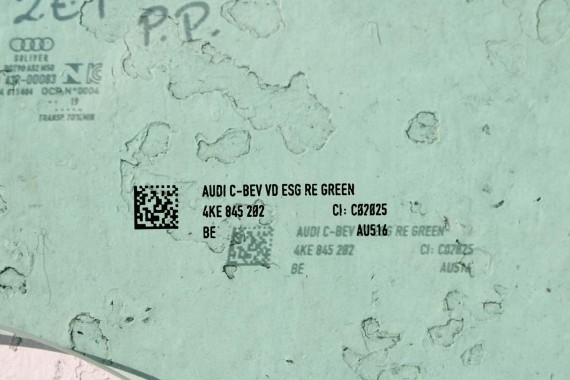 AUDI E TRON SZYBA DRZWI ETRON 4KE845202 4KE845201 4KE845025 4KE845026 4KE845201 4KE845202 4KE845205 4KE845206 przód drzwiowa