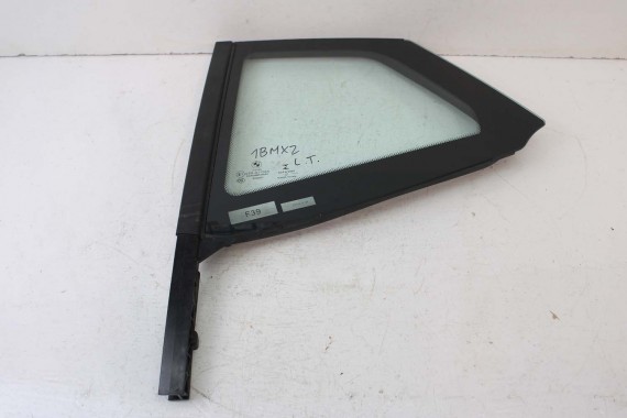 BMW X2 F39 SZYBA DRZWI tył tylna prawa 51377420533 51377420541 51332458961 51337420395 51352458963 51357420419 51357420417 2021