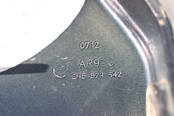 VW AMAROK ZAWIAS ZAWIASY KLAPY TYŁ RYGIEL 2H5829641 2H5829642 2H5829641D 2H5829642D 2H5829641B 2H5829642B 2H5829641C 2H5829642C