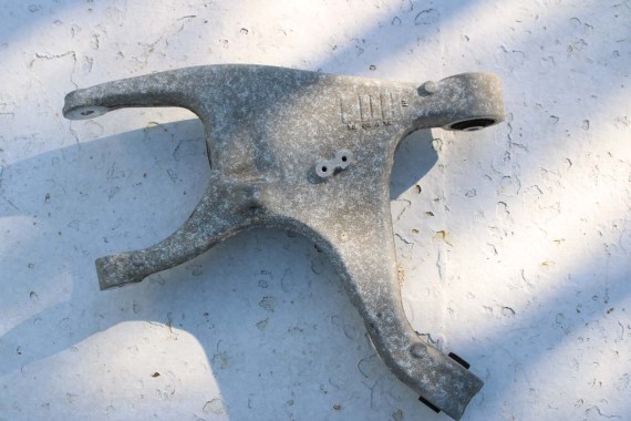 AUDI A6 A7 BELKA ZAWIESZENIA TYLNA TYŁ 4G0505235AE 4G0505235J 4G0505235L SANKI wózek zawieszenia kołyska 4G0505235AE 4G0505235