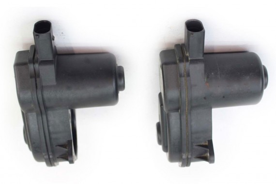 AUDI A6 A7 A8 ZACISK...