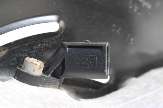 AUDI A8 ZWROTNICA TYŁ 4H0505431D 4H0505432D ZAWIESZENIA tył tylna 4H0505431C 4H0505432B 4H0505431C 4H0505432B 8K0407613B 4H D4