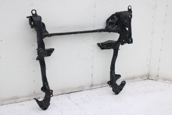 AUDI A8 4H SANKI TRAWERSA 4H0399315AF PRZÓD BELKA ZAWIESZENIA przednia 4H0 399 315 AF przednie  4H0399315AF D4 podpora 4H0399315