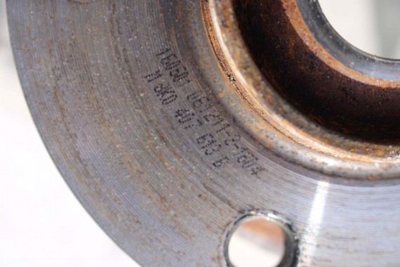 AUDI A8 D4 4H ZWROTNICA PRZÓD 4H0407241L 4H0407242L ZAWIESZENIA przednia przednie 8K0407613B 4H0407241L 4H0407242L 4H0 407 241 L