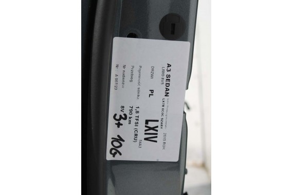 AUDI A3 SEDAN LX7R DRZWI PRZÓD STRONA LEWA 8V przednie 8V5 Kolor 0C0C LX7R szary 8V5831051 8V5831051A 8V5831051B 8V5831051D 1szt